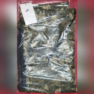 Nike Sportswear Tech Fleece Jogger Pants Camo Sz XL Men NWT